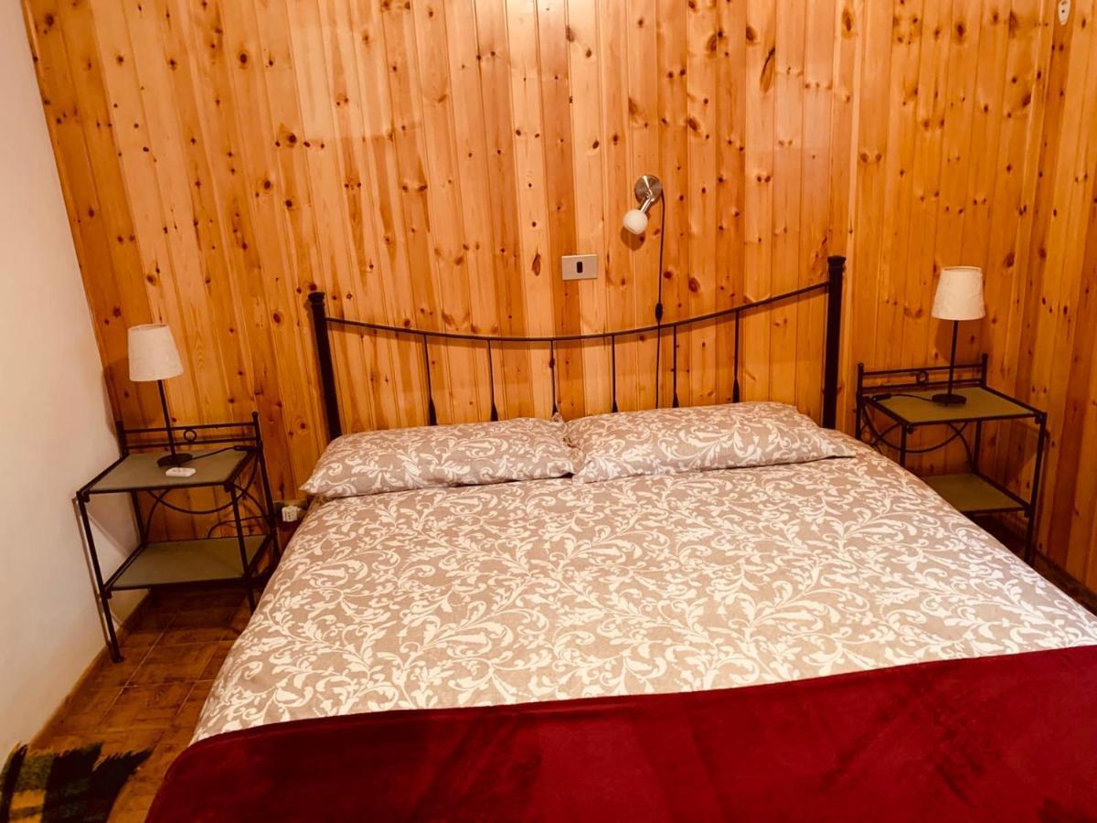 Casa Vacanze Nora Chamois Exteriör bild