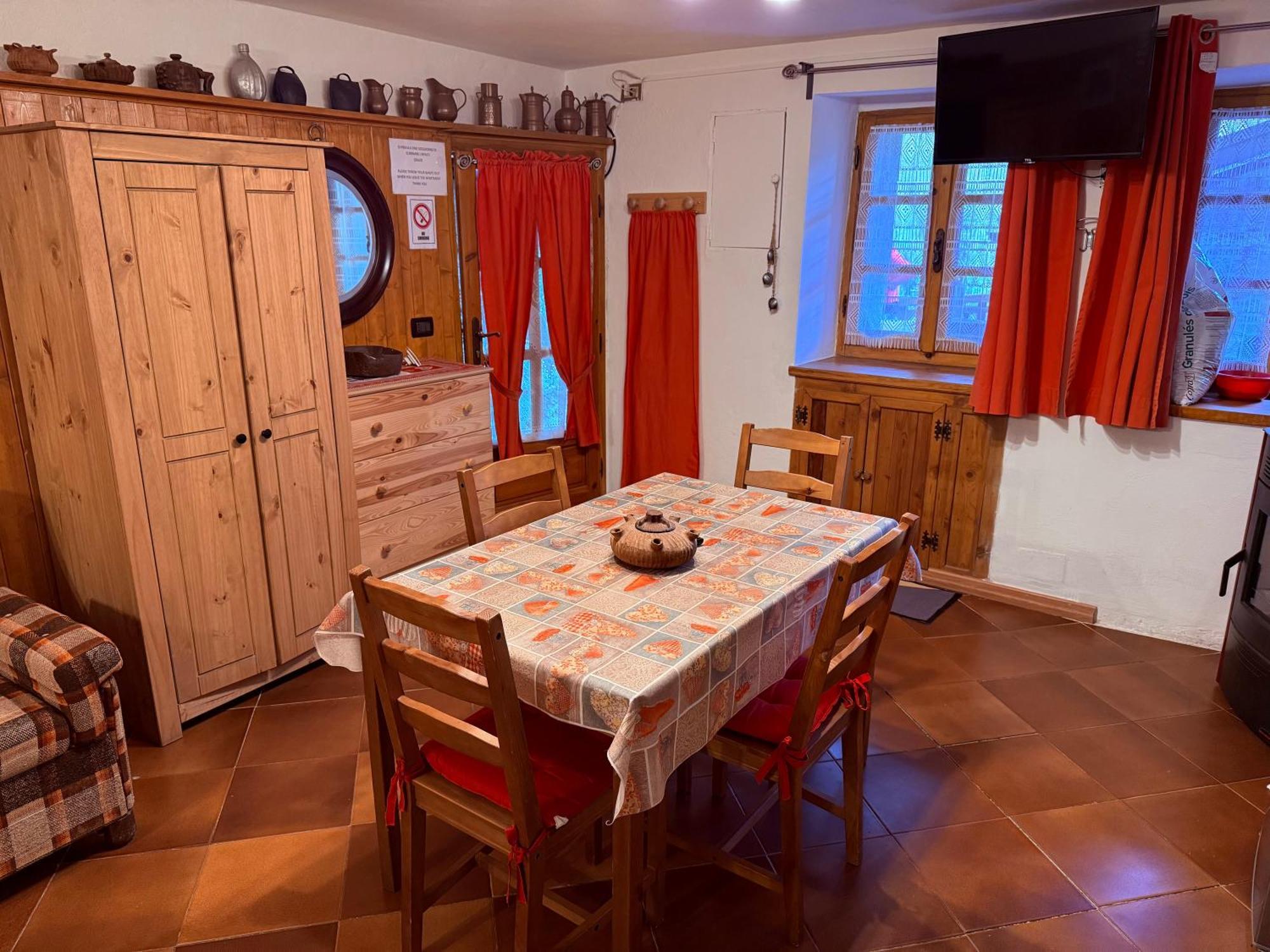 Casa Vacanze Nora Chamois Exteriör bild