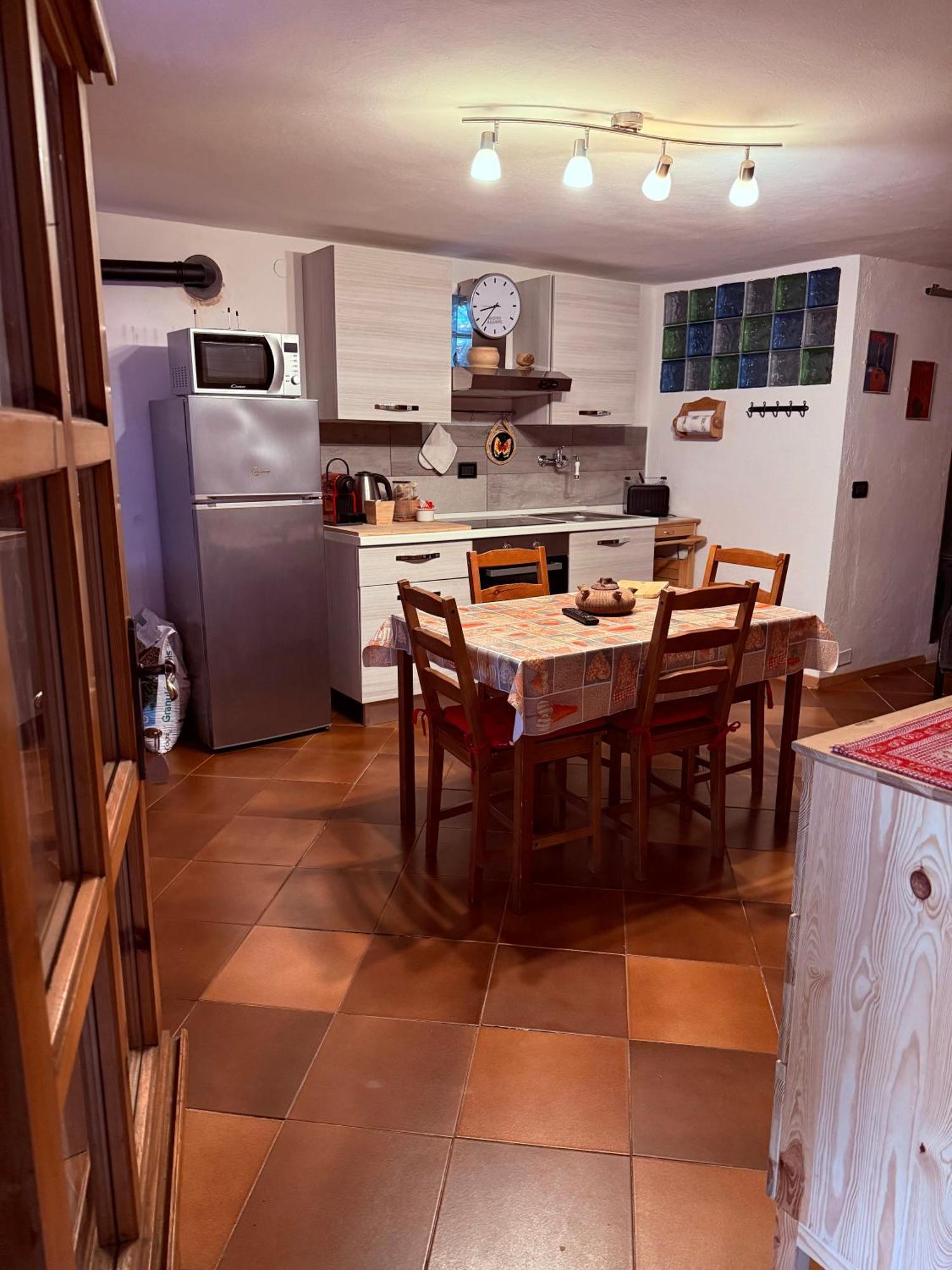 Casa Vacanze Nora Chamois Exteriör bild