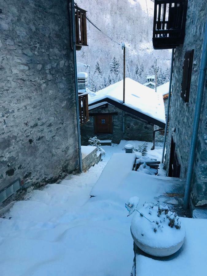 Casa Vacanze Nora Chamois Exteriör bild